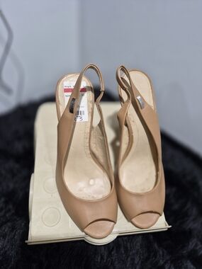 Calvin Klein Tan Peep-Toe Slingback Heels